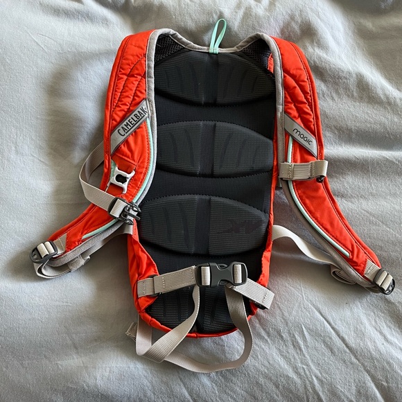 Camelbak magic - Picture 3 of 11